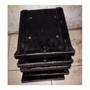 Đế máy đầm cóc